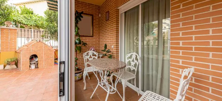 Adding Porch Enclosures To Your Home in Wellington, FL